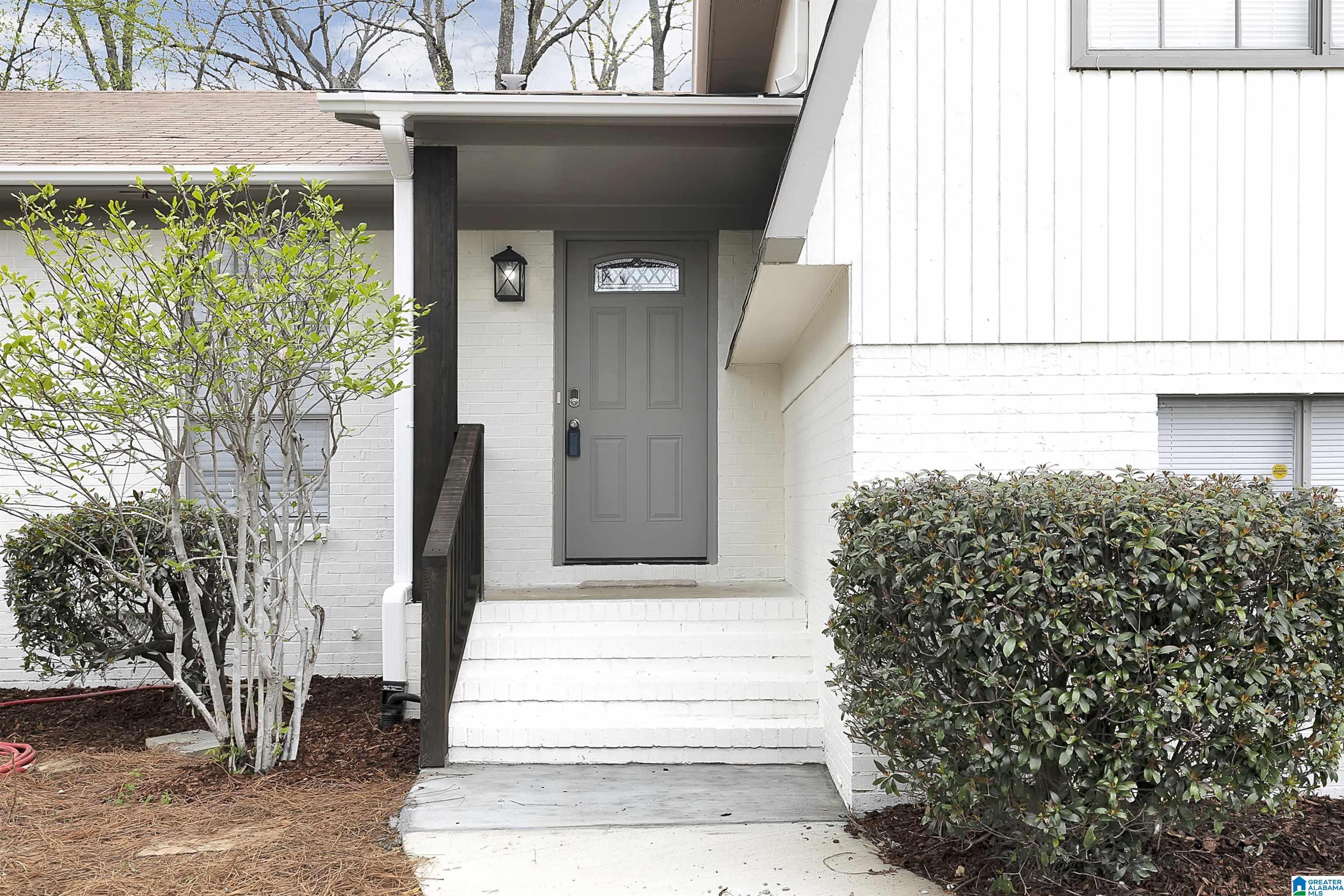 324 Fox Glen Road Northwest Birmingham, AL 35215 - Photo 8 of 29
