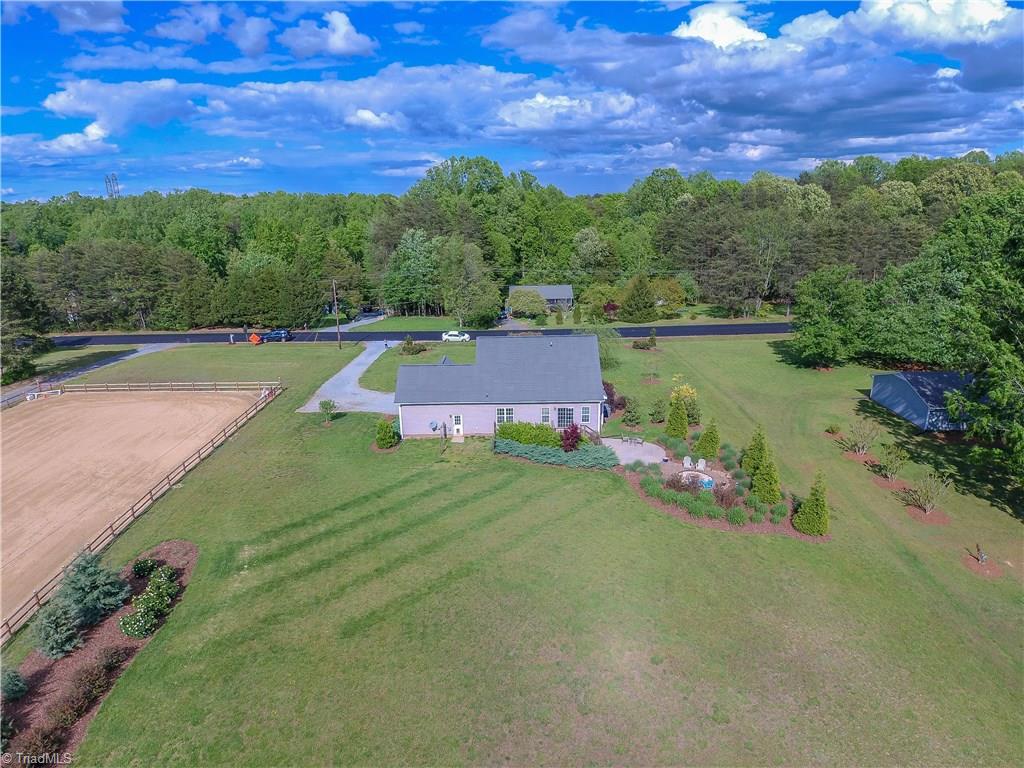7611 Strawberry Road Summerfield, NC 27358 - Photo 20 of 22