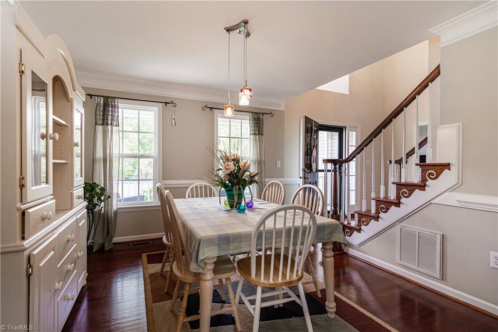 7611 Strawberry Road Summerfield, NC 27358 - Photo 4 of 22 Lovely natural lighting!