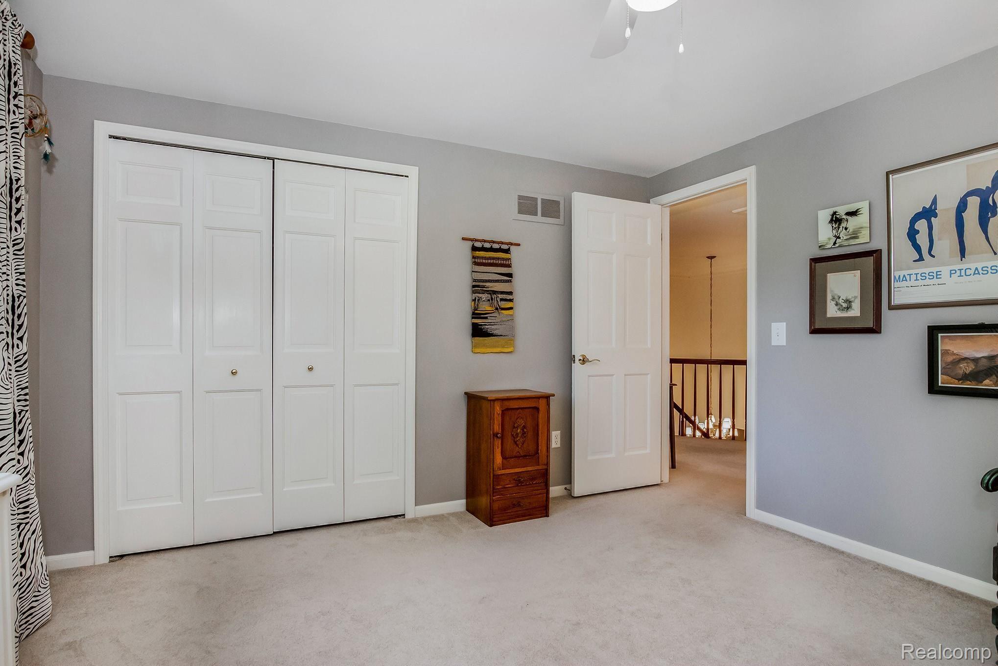 11831 Raintree Court Utica, MI 48315 - Photo 33 of 48 IMG_8361.jpg
