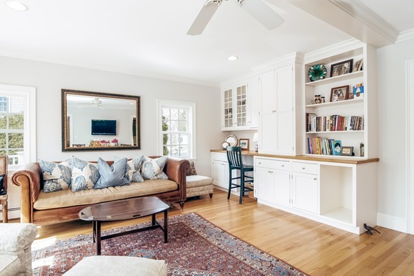 17 Bridge Street Manchester, MA 01944 - Photo 11 of 26 Gallery Image 11