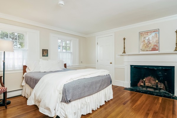 17 Bridge Street Manchester, MA 01944 - Photo 21 of 26 Gallery Image 21