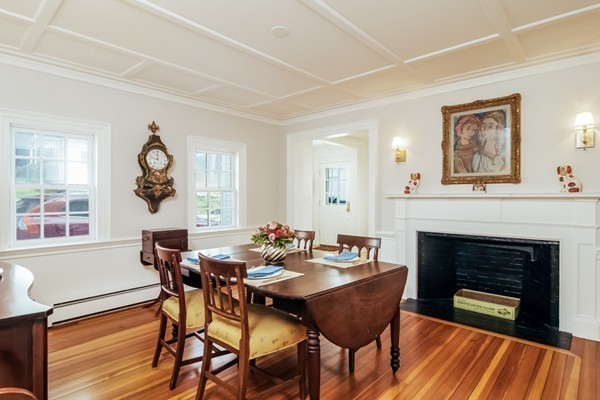 17 Bridge Street Manchester, MA 01944 - Photo 8 of 26 Gallery Image 8