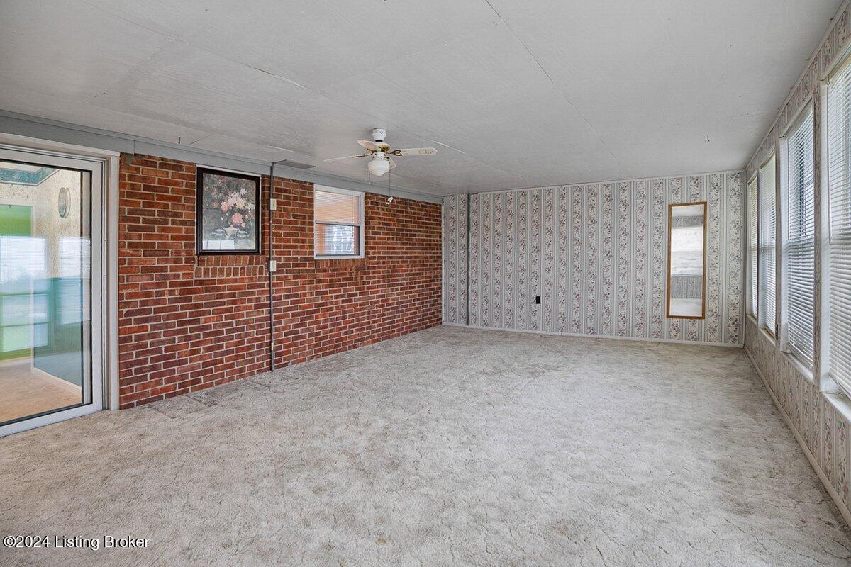 7315 Mt Washington Road Louisville, KY 40229 - Photo 23 of 29 7314-18