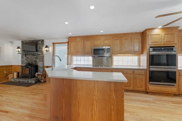 $724,999 | 147 West Street, Douglas, MA 01516