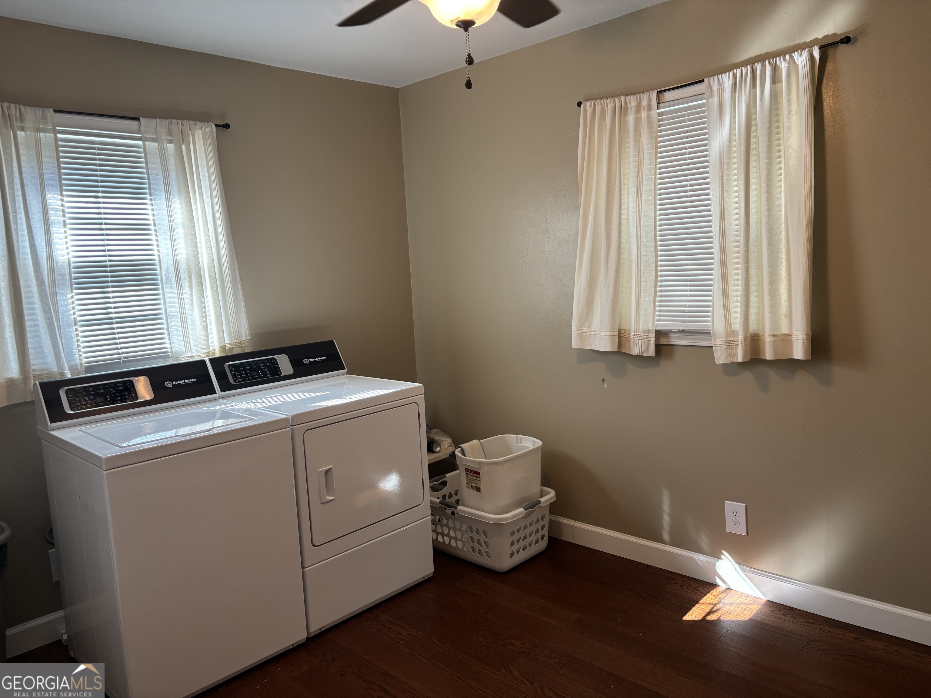 1517 Cave Spring Road Southwest Rome, GA 30161 - Photo 25 of 25 a utility room with dryer and washer