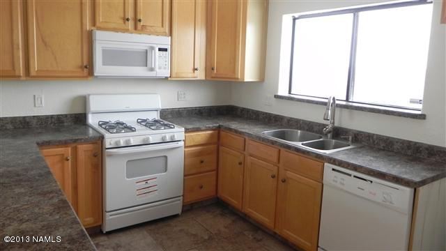 8360 Highplains Road Show Low, AZ 85901 - Photo 4 of 15 High