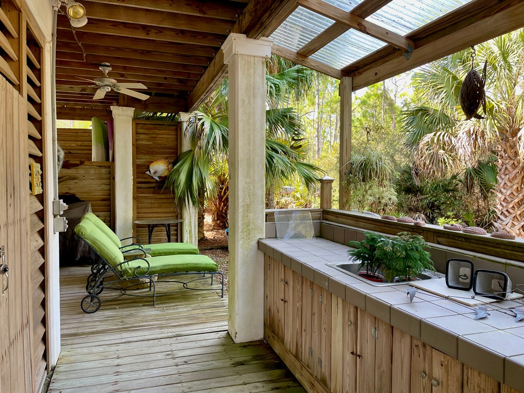 1905 Smugglers Cove Road Eastpoint, FL 32328 - Photo 11 of 53