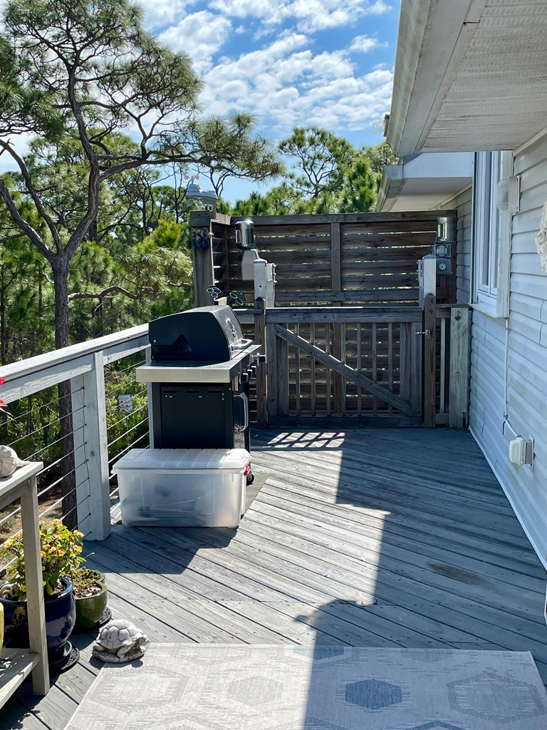 1905 Smugglers Cove Road Eastpoint, FL 32328 - Photo 13 of 53