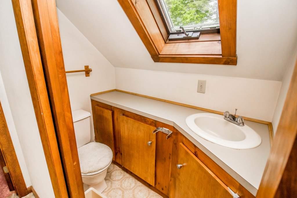 540 Mercer Road New Sharon, ME 04955 - Photo 13 of 23 Bathroom