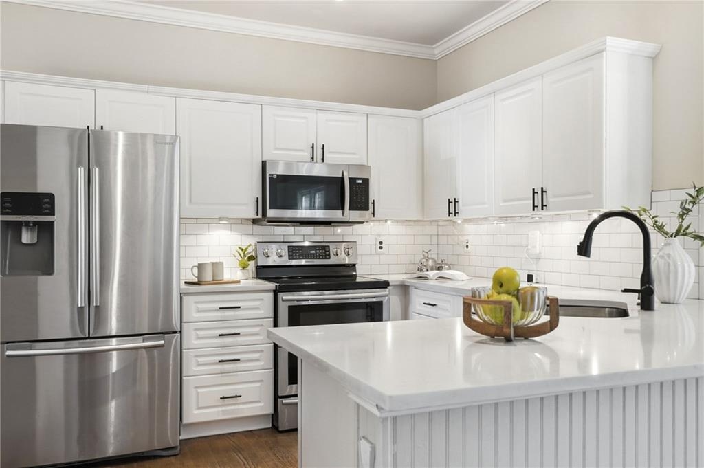 210 Ivey Oaks Way Roswell, GA 30076 - Photo 11 of 43