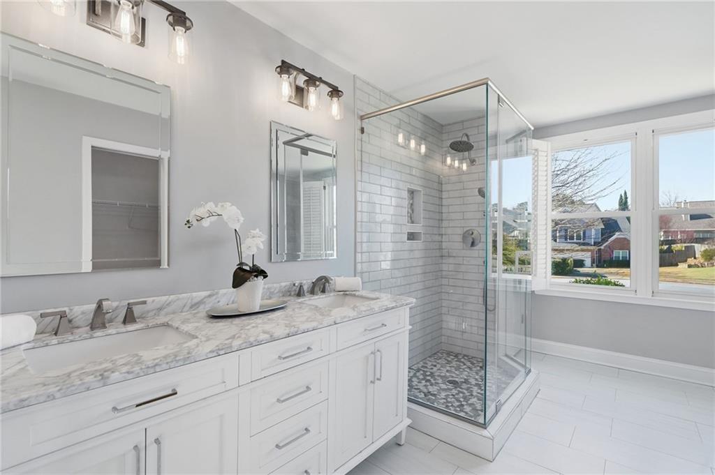 210 Ivey Oaks Way Roswell, GA 30076 - Photo 21 of 43