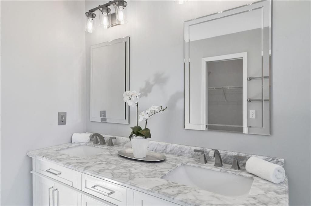 210 Ivey Oaks Way Roswell, GA 30076 - Photo 23 of 43