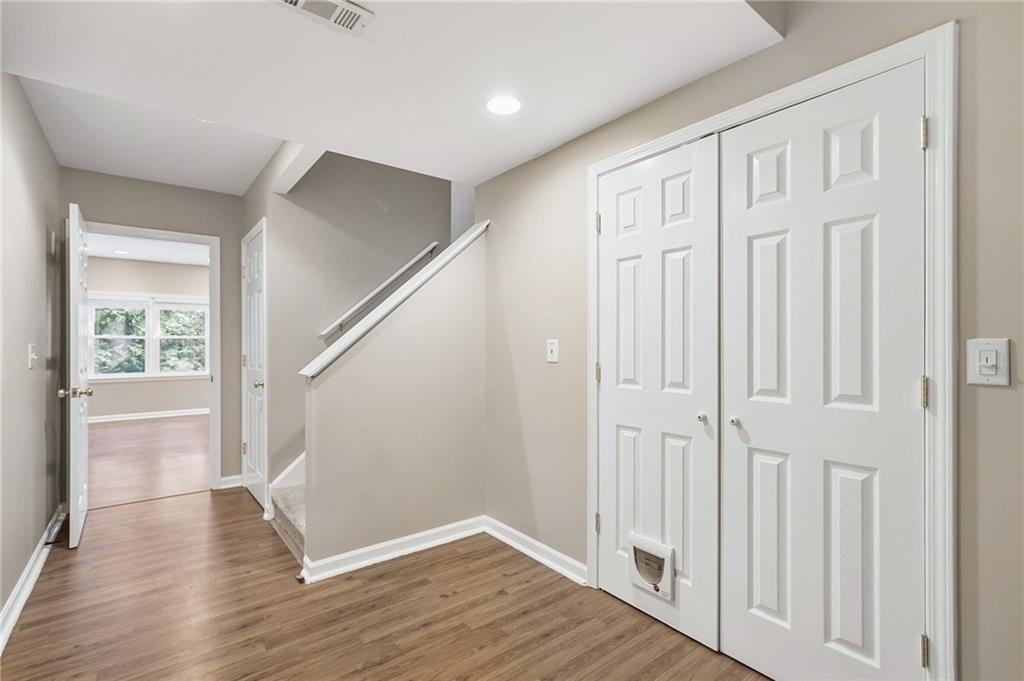 210 Ivey Oaks Way Roswell, GA 30076 - Photo 30 of 43