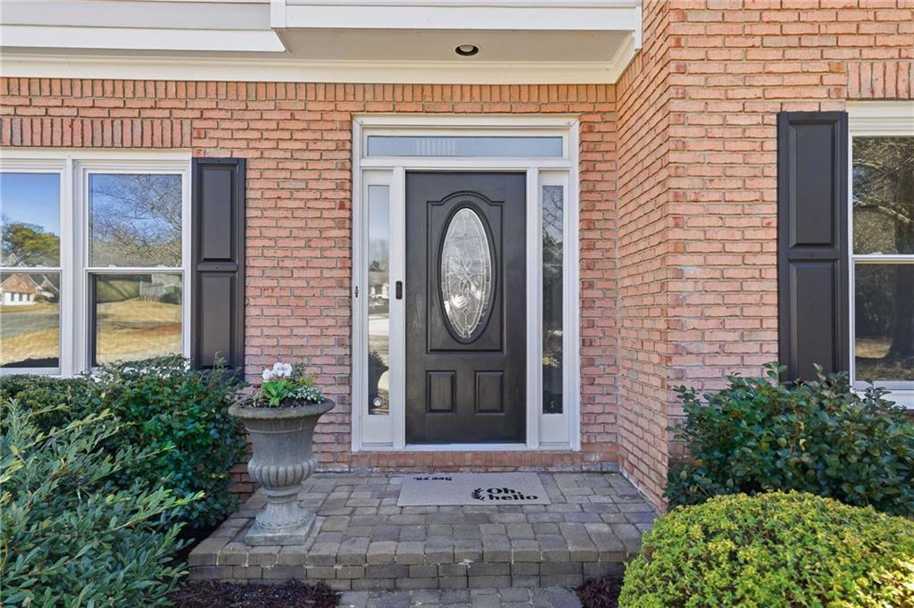 210 Ivey Oaks Way Roswell, GA 30076 - Photo 3 of 43