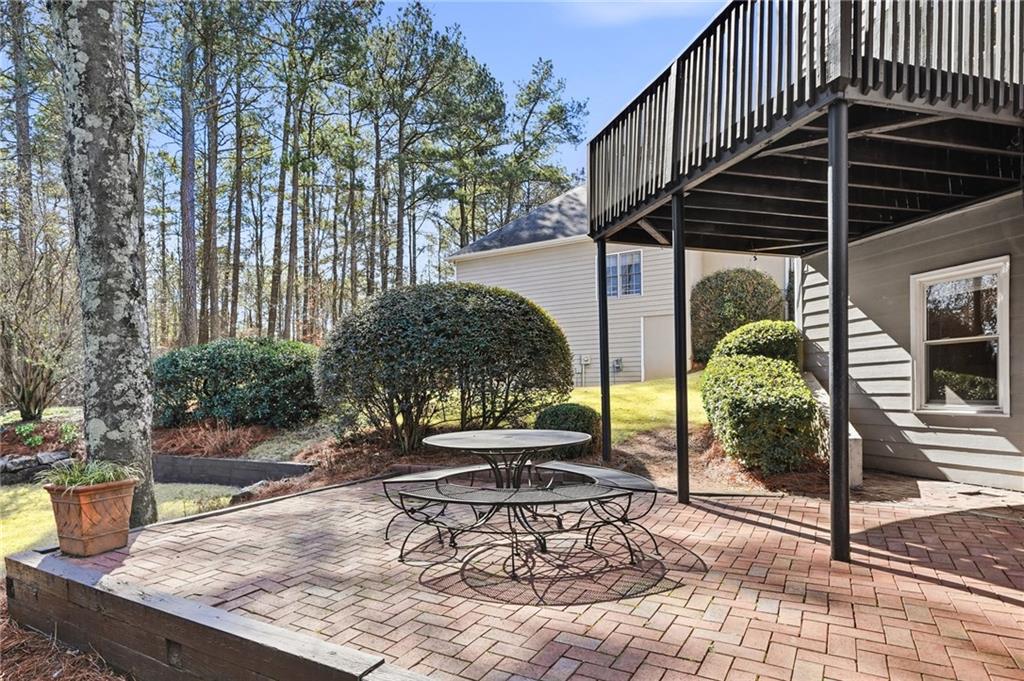 210 Ivey Oaks Way Roswell, GA 30076 - Photo 36 of 43