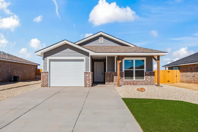 $1,495 | 510 East 23rd Street, Wolfforth, TX 79382