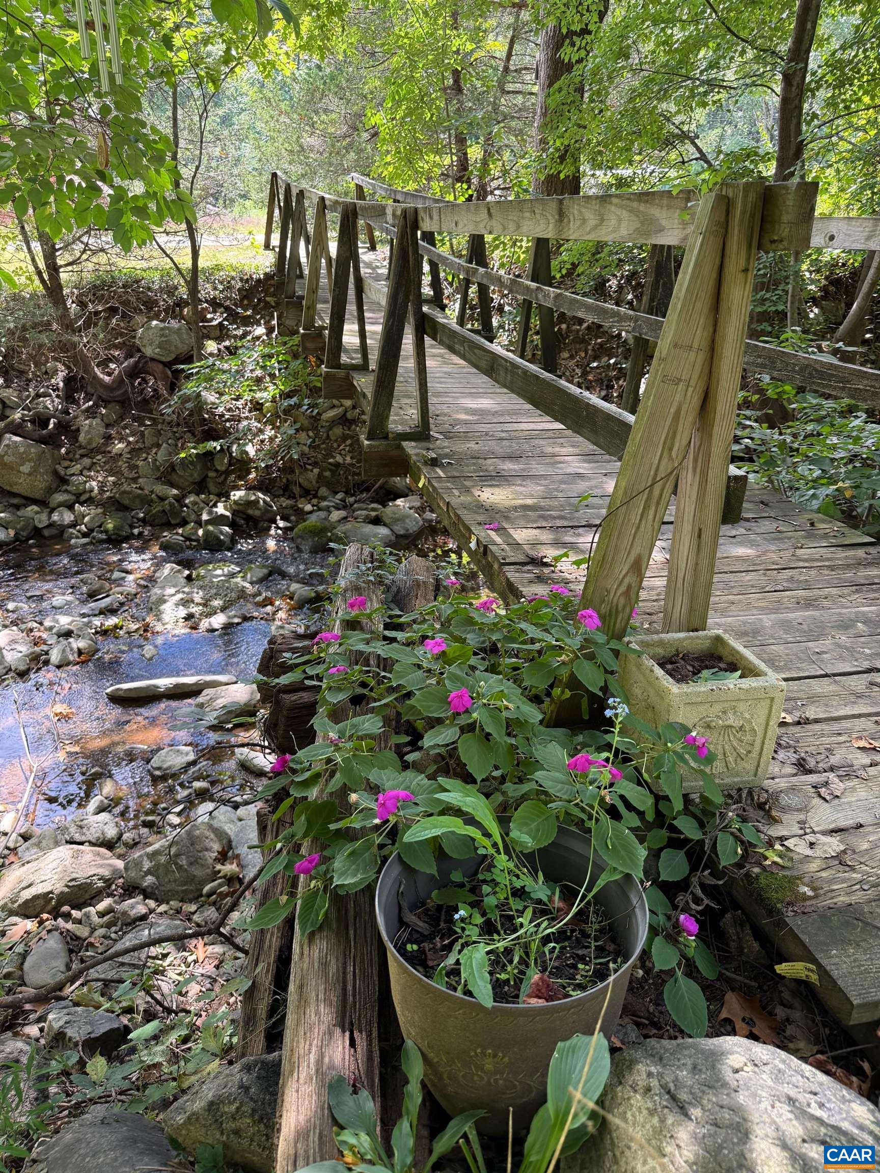 2960 Beech Grove Road Roseland, VA 22967 - Photo 3 of 73