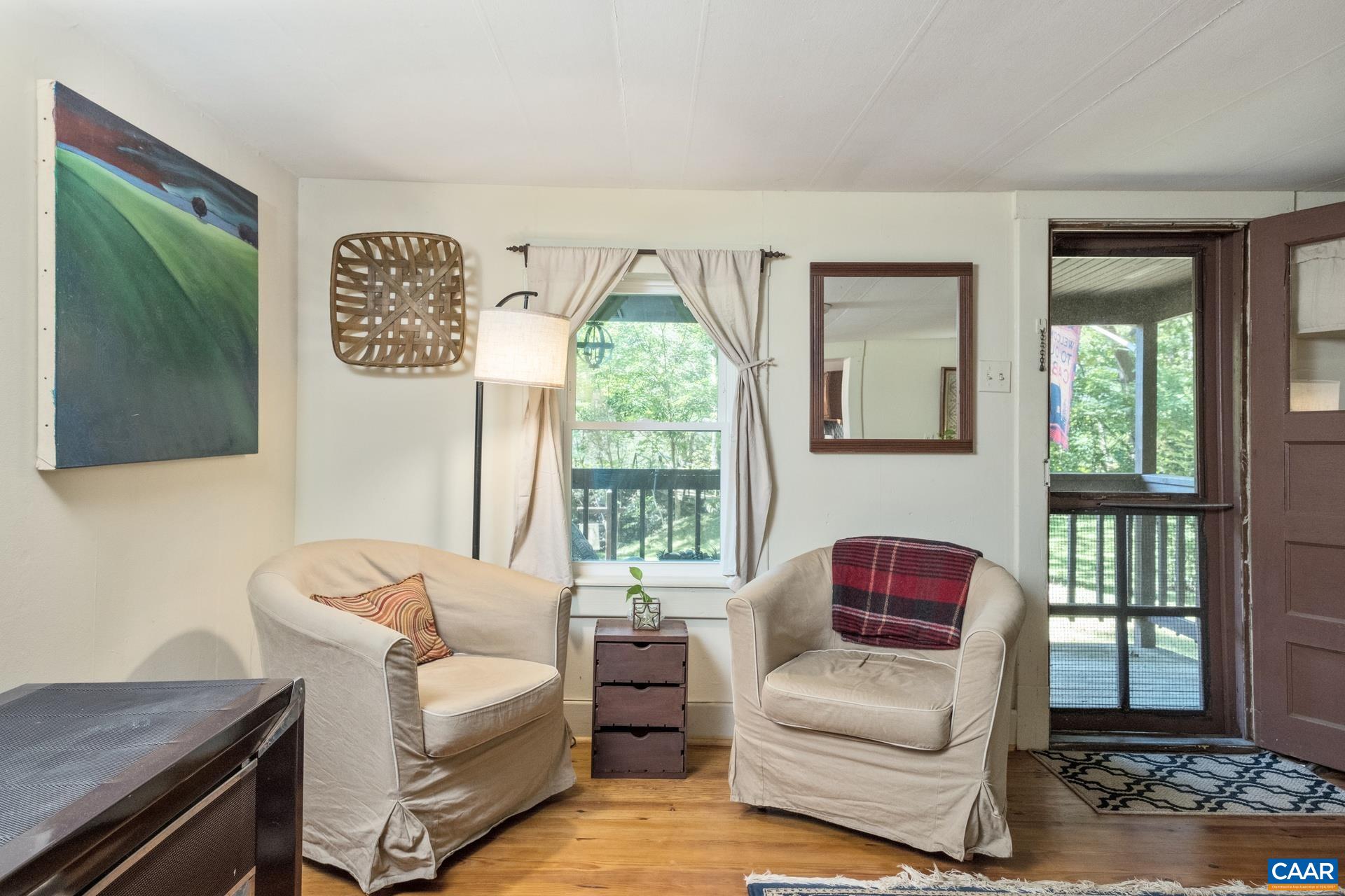 2960 Beech Grove Road Roseland, VA 22967 - Photo 32 of 73 a living room with furniture and a window