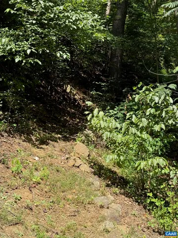 $525,000 | 2960 Beech Grove Road, Roseland, VA 22967