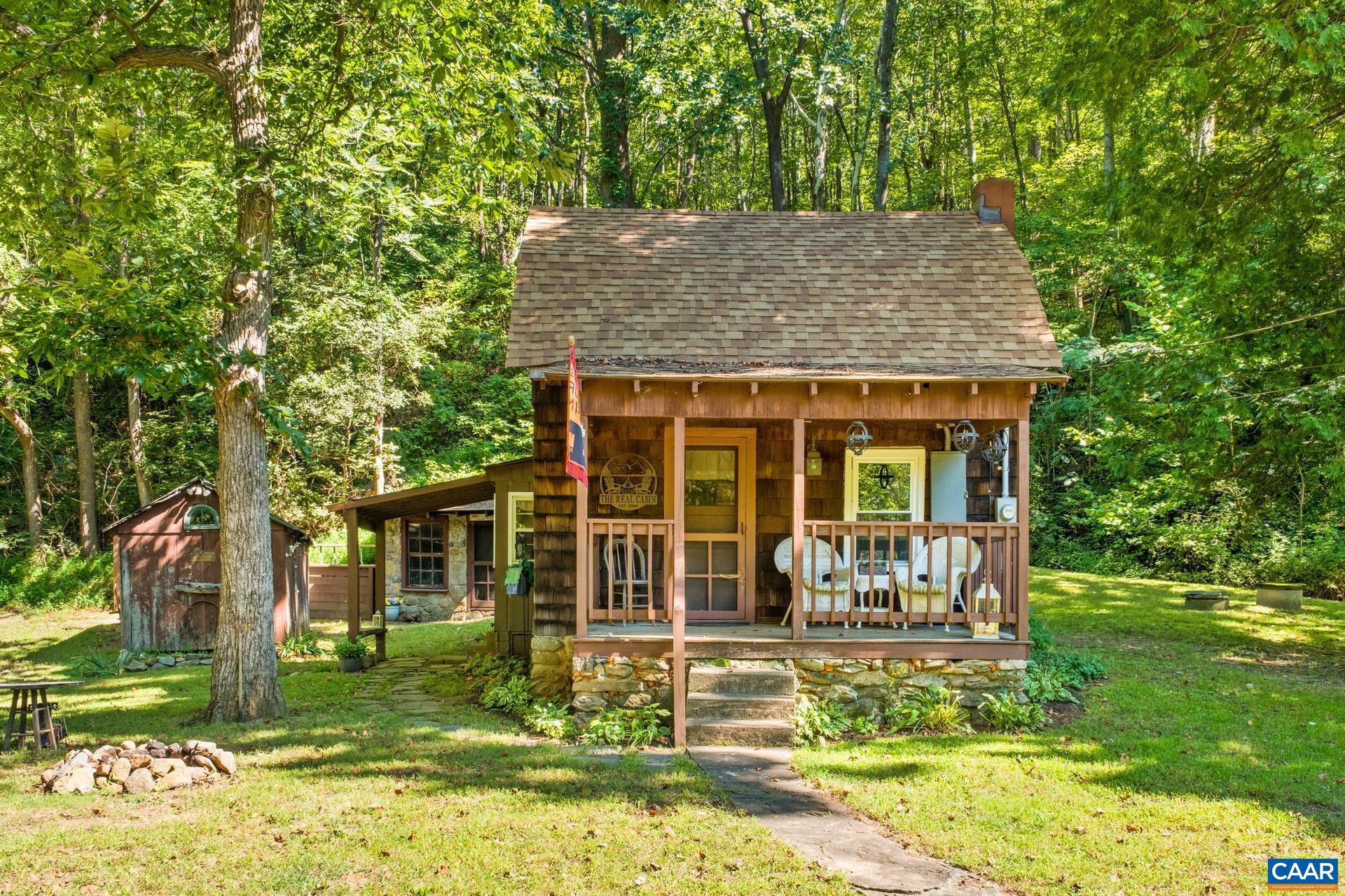 2960 Beech Grove Road Roseland, VA 22967 - Photo 73 of 73 front view of a house with a yard