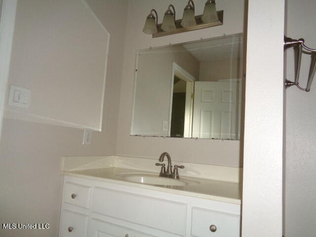 18700 Highway 63 Moss Point, MS 39562 - Photo 13 of 25 DSC02108