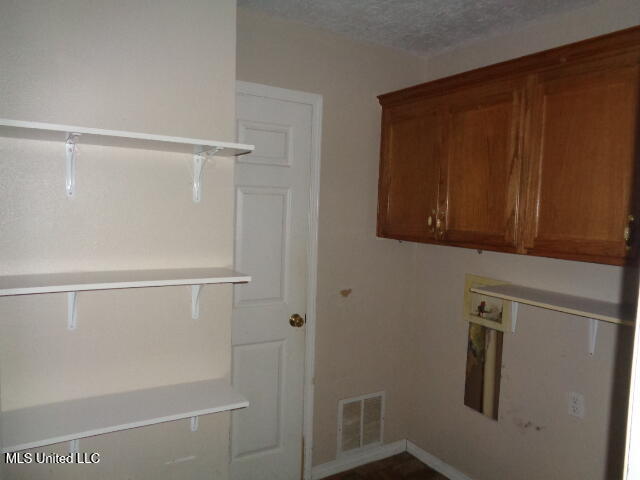 18700 Highway 63 Moss Point, MS 39562 - Photo 14 of 25 DSC02109