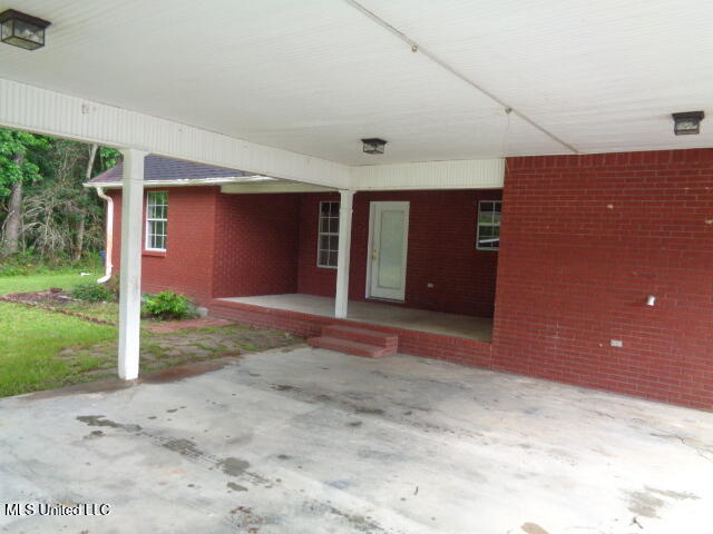 18700 Highway 63 Moss Point, MS 39562 - Photo 18 of 25 DSC02115