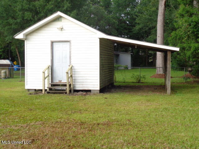 18700 Highway 63 Moss Point, MS 39562 - Photo 23 of 25 DSC02120