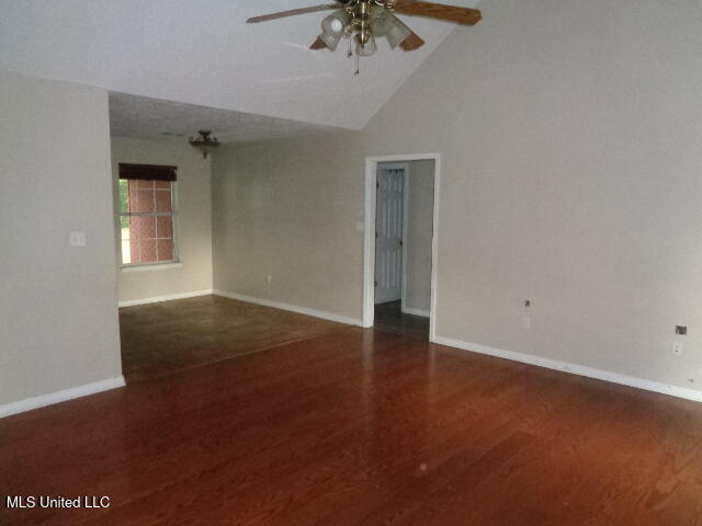 18700 Highway 63 Moss Point, MS 39562 - Photo 3 of 25 DSC02095