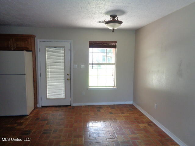 18700 Highway 63 Moss Point, MS 39562 - Photo 4 of 25 DSC01596