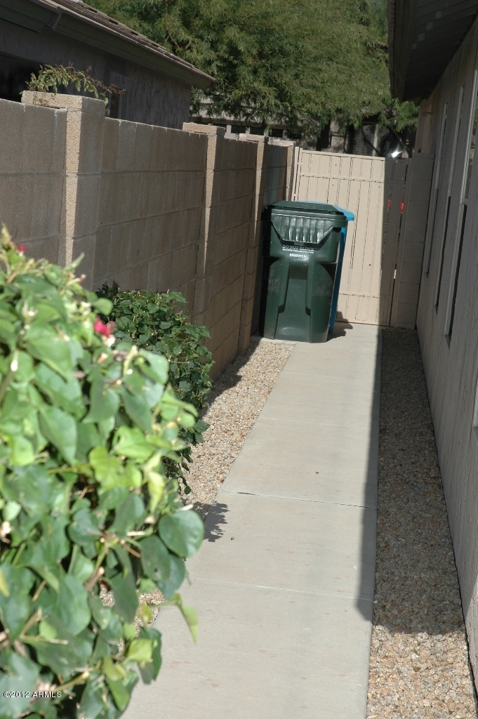 4725 East Mossman Road Phoenix, AZ 85050 - Photo 18 of 18 Concrete Walk front to back