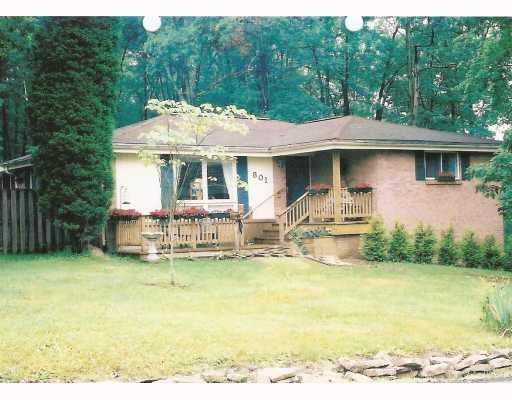 301 Stepping Stone Road Somerset, PA 15501 - Photo 1 of 5 Exterior Front.