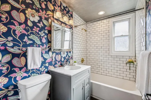 $1,180,000 | 240 North Humboldt Street, San Mateo, CA 94401