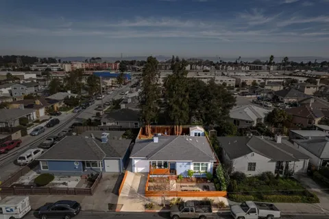 $1,180,000 | 240 North Humboldt Street, San Mateo, CA 94401