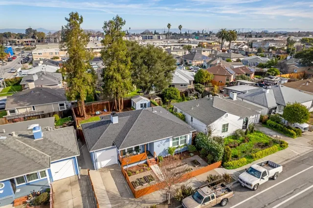 $1,180,000 | 240 North Humboldt Street, San Mateo, CA 94401