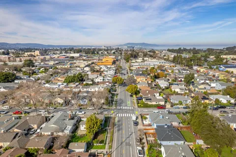 $1,180,000 | 240 North Humboldt Street, San Mateo, CA 94401