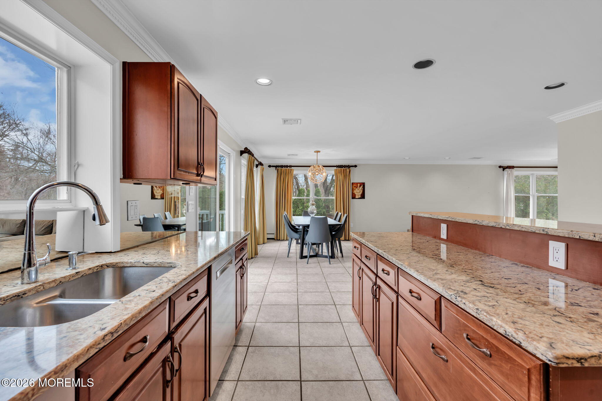 124 Taylors Mills Road Manalapan, NJ 07726 - Photo 13 of 44 22-web-or-mls-DSC02204