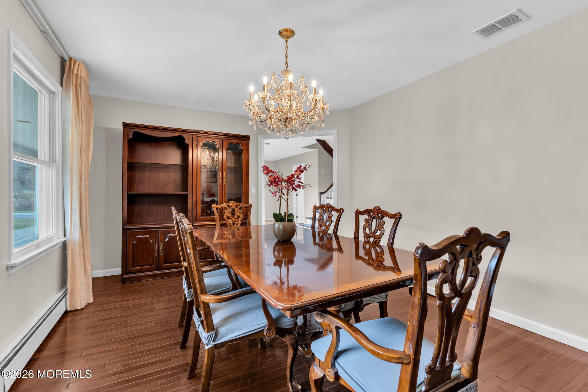 124 Taylors Mills Road Manalapan, NJ 07726 - Photo 10 of 44 19-web-or-mls-DSC02189