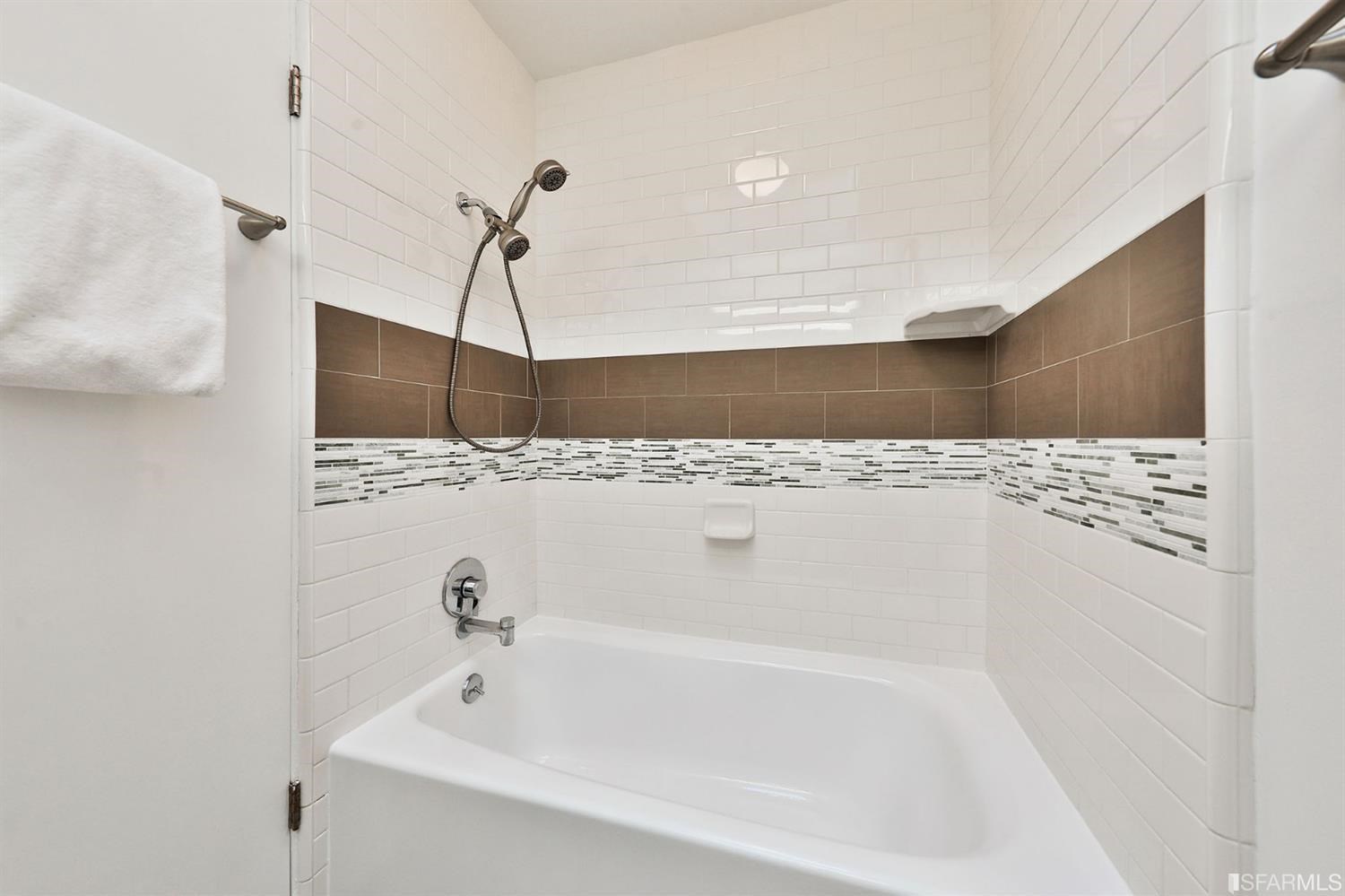 37 Miguel Street, Unit 2 San Francisco, CA 94131 - Photo 34 of 36