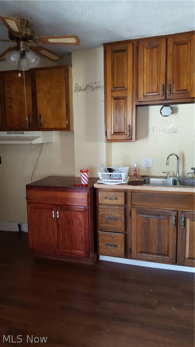 36204-36206 Center Ridge Road North Ridgeville, OH 44039 - Photo 11 of 19 Kitchen