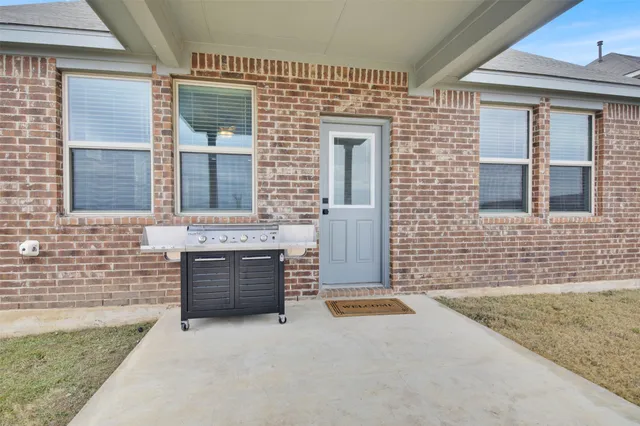 $335,000 | 964 Pepperbark Loop, Buda, TX 78610