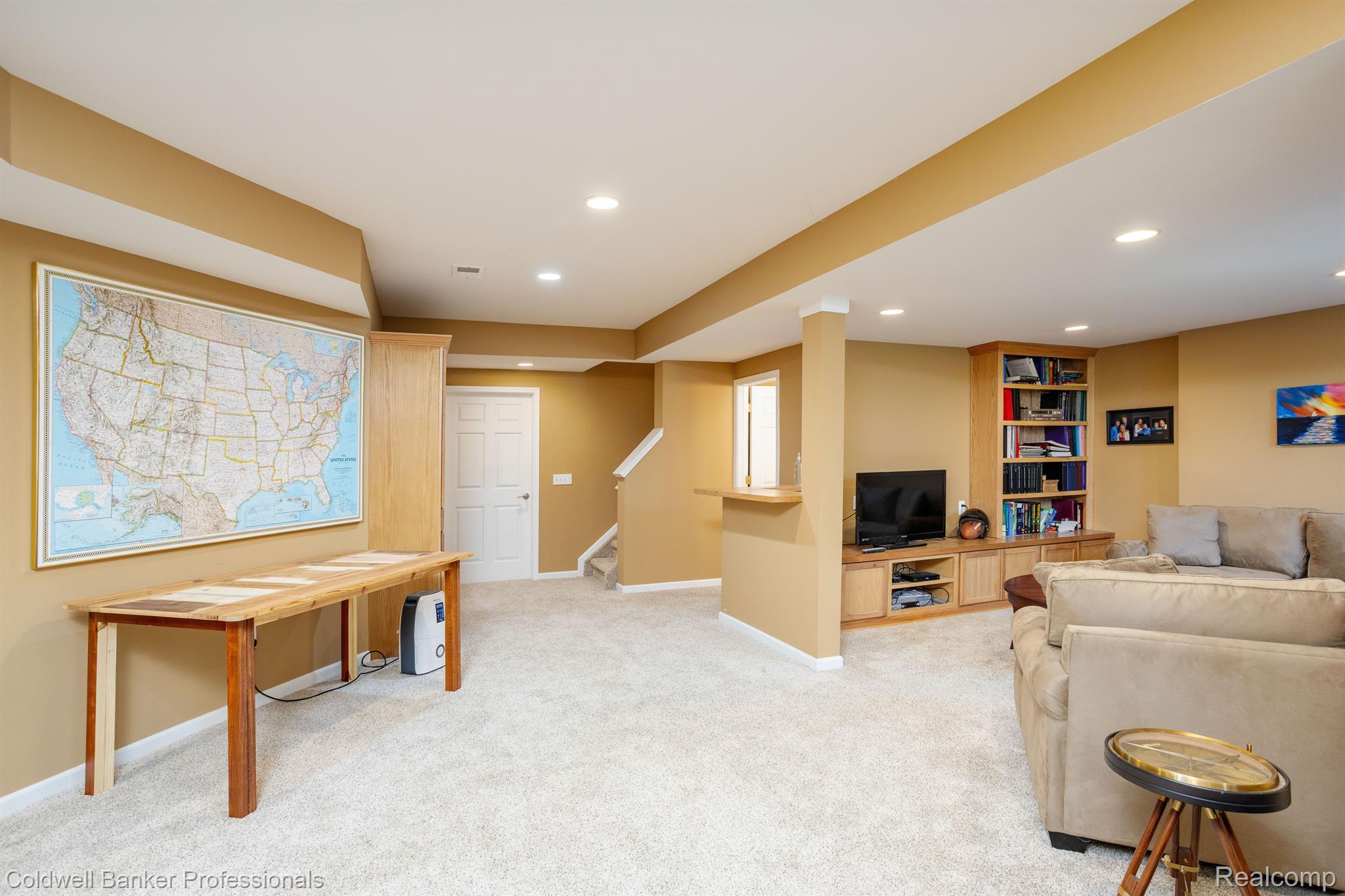 49702 Timber Trail Novi, MI 48374 - Photo 35 of 36 finished LL
