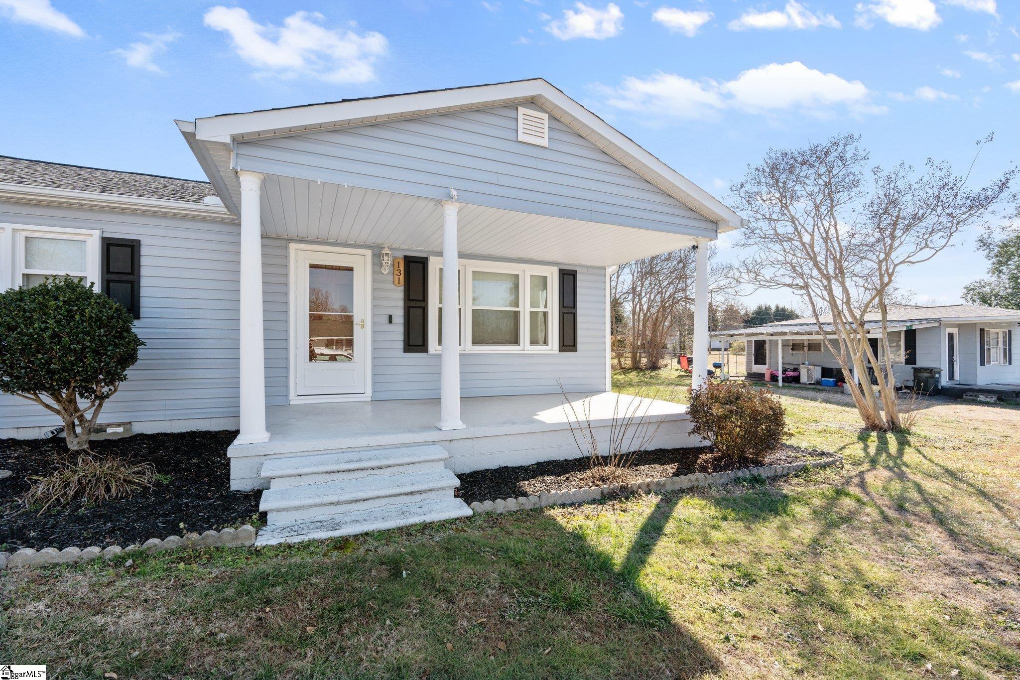 131 Harvey Street Pacolet, SC 29372 - Photo 3 of 36 Gallery Image 3