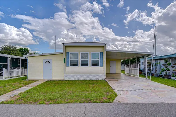 $64,900 | 38634 Lansing Avenue, Zephyrhills, FL 33542