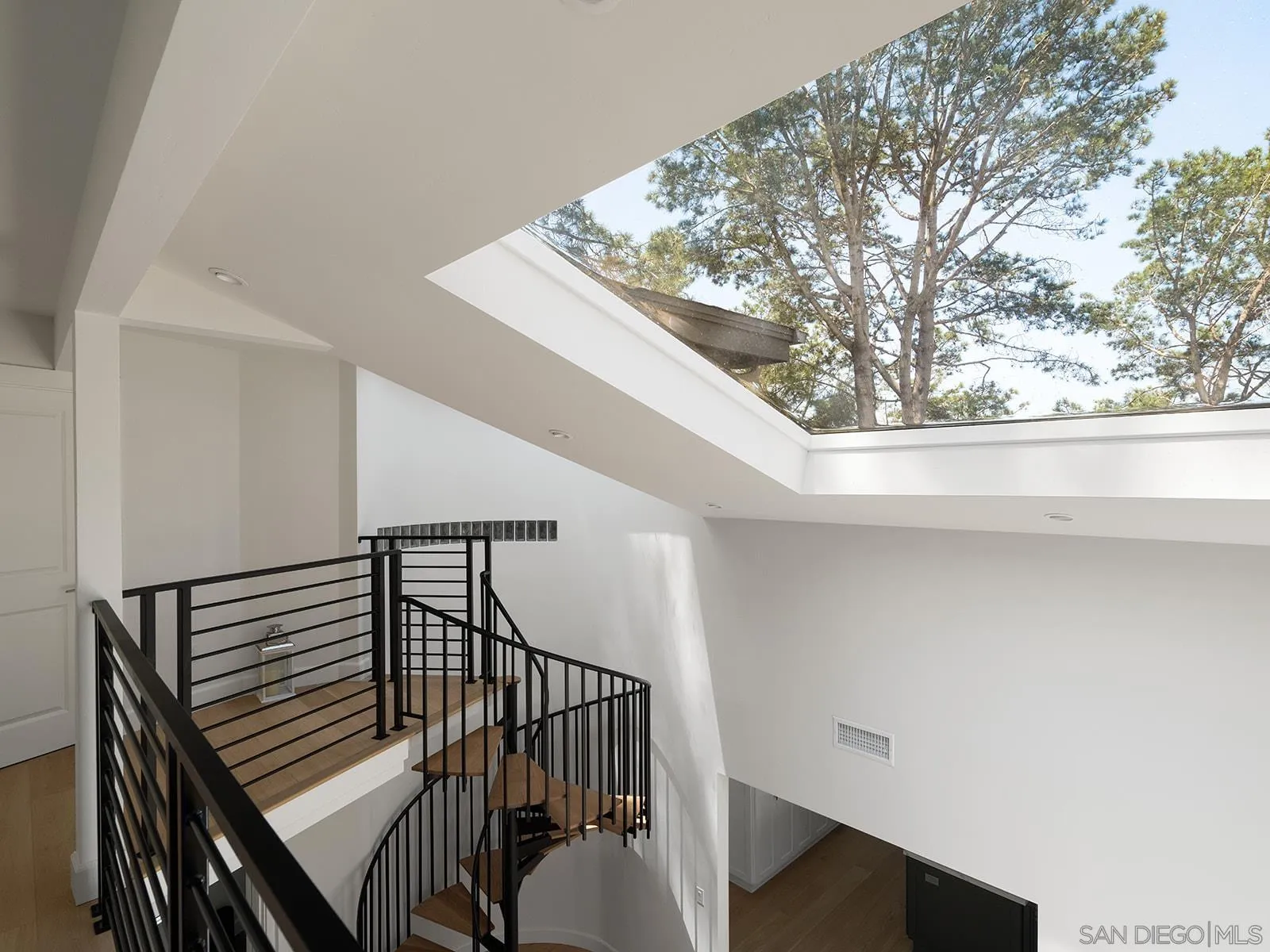390 Hidden Pines Road Del Mar, CA 92014 - Photo 29 of 49 Gallery Image 29