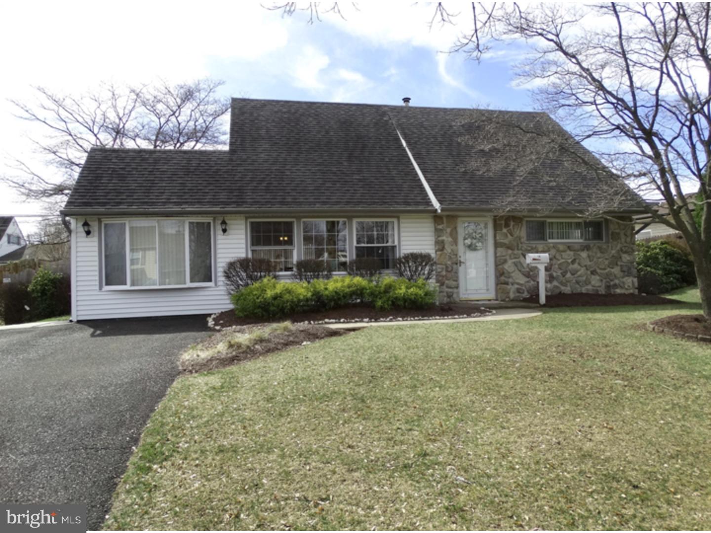 14 Canary Road Levittown, PA 19057 - Photo 1 of 25