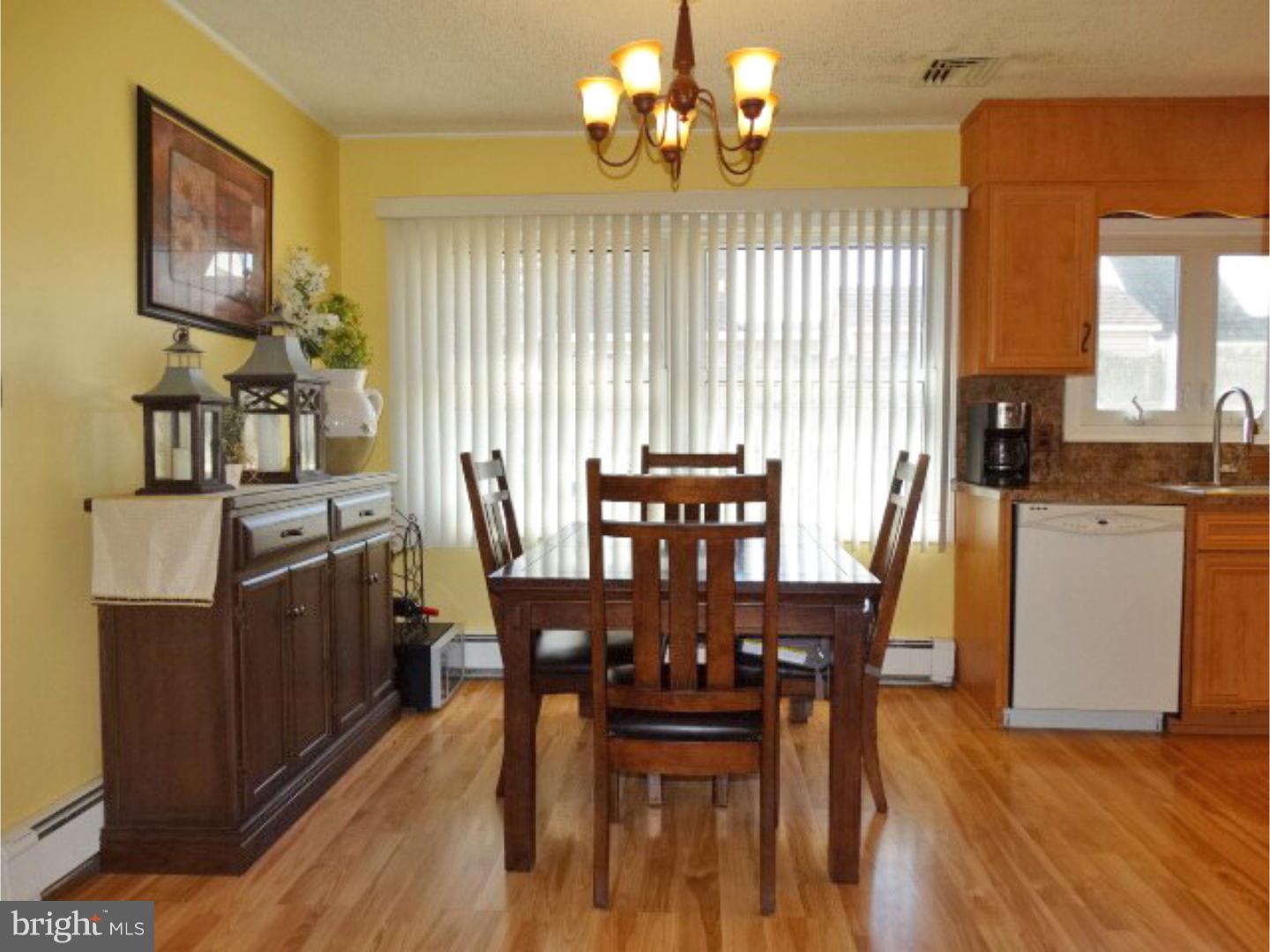 14 Canary Road Levittown, PA 19057 - Photo 5 of 25
