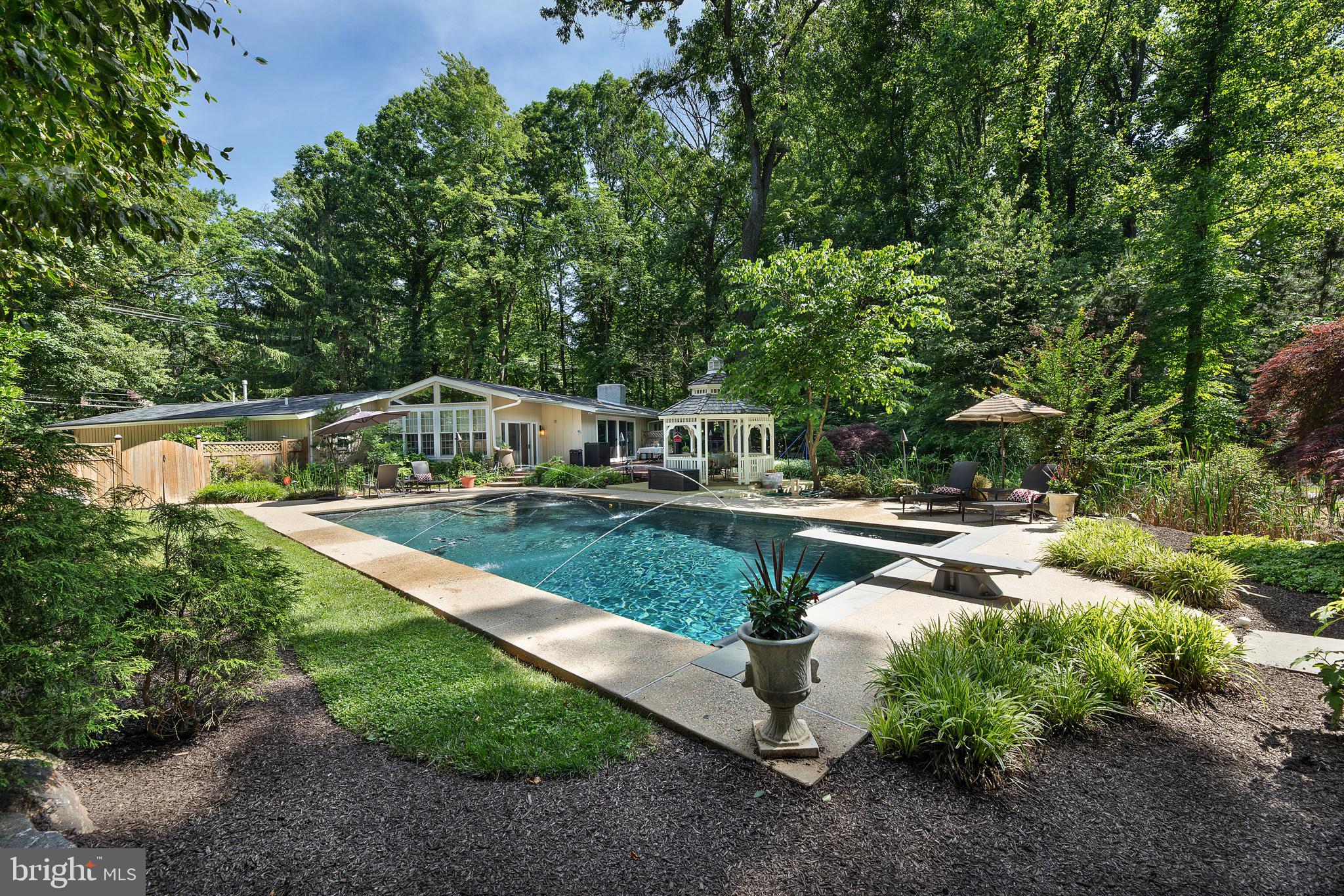641 Weadley Road Radnor, PA 19087 - Photo 1 of 54