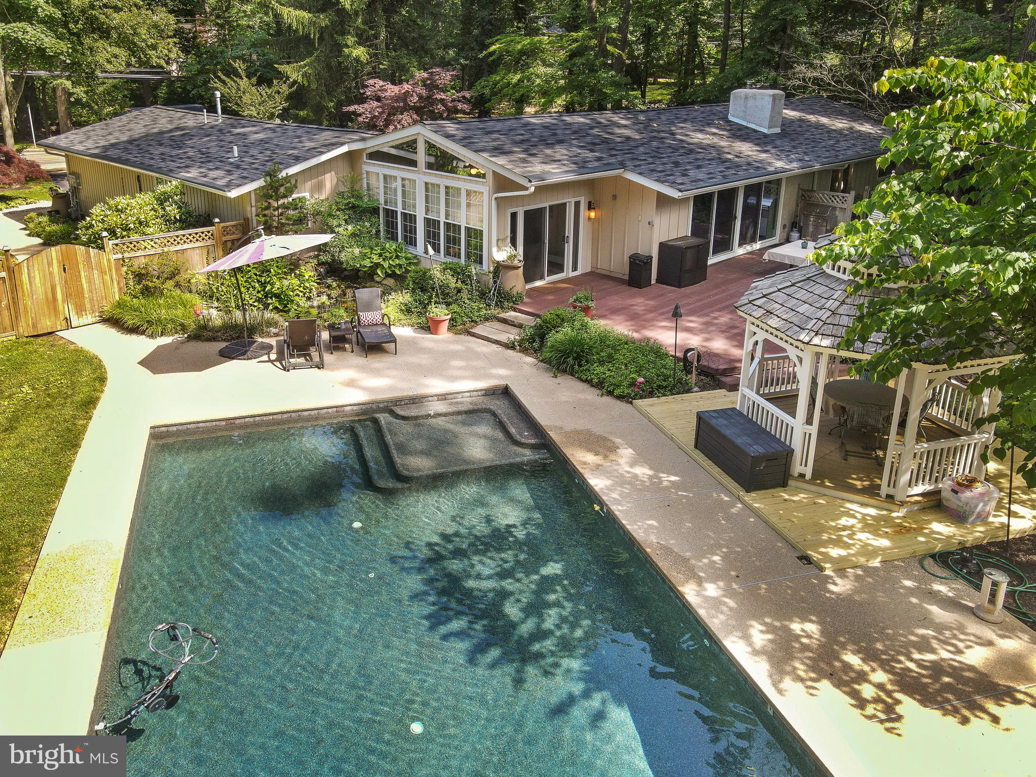 641 Weadley Road Radnor, PA 19087 - Photo 7 of 54